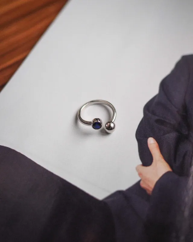 Кольцо Bubbles TE c корундом